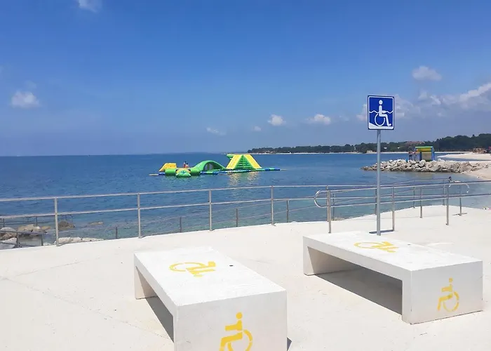 With A Parking Space Stinjan, - 13776 Pula