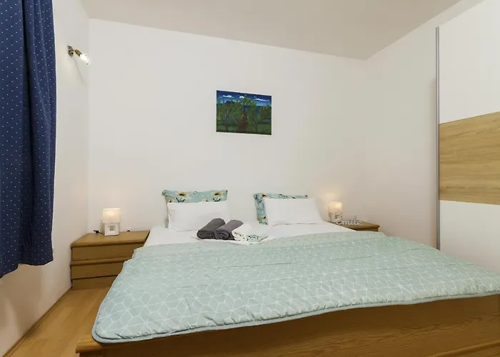 With A Parking Space Stinjan, - 13776 Apartament Pula