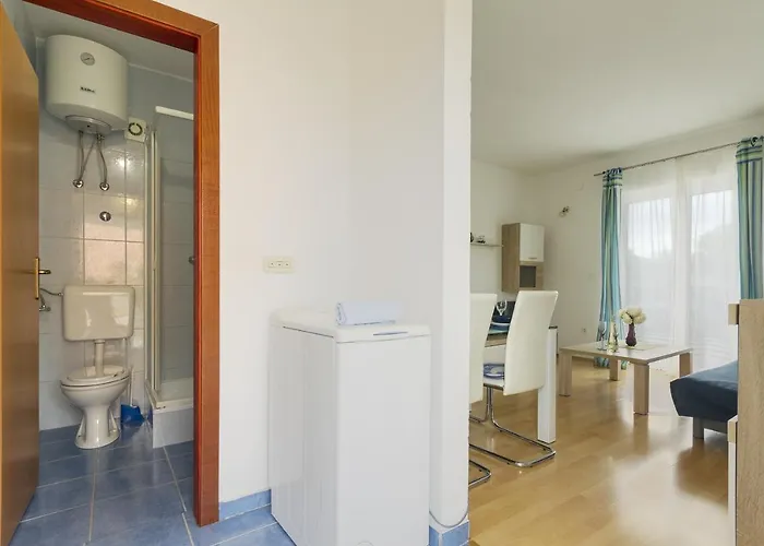 Apartament With A Parking Space Stinjan, - 13776 Pula