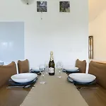 With A Parking Space Stinjan, - 13776 Апартаменты *